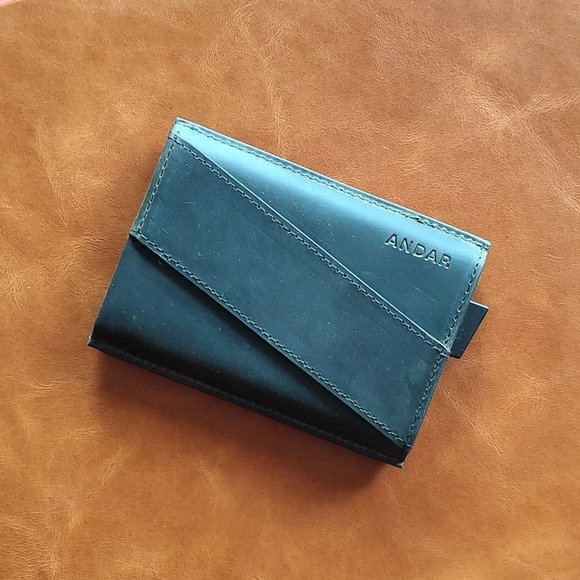 Andar Pilot Wallet in Olive Gray - Picture 1 of 7